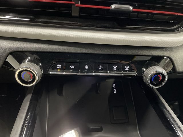 New 2026 Chevrolet Silverado EV 4x4 Crew Cab image 19