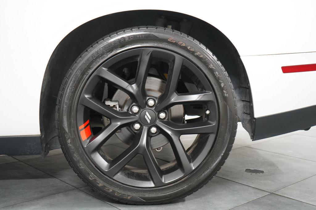 Used 2023 Dodge Challenger R/T w/ Blacktop Package RWD image 29