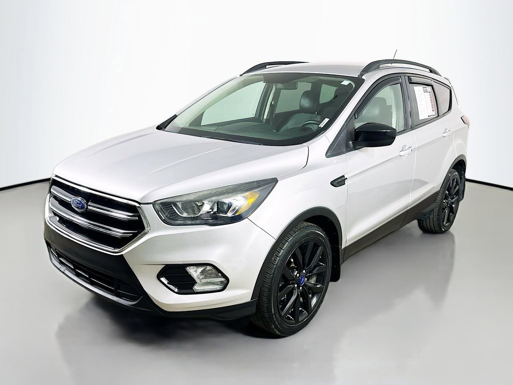 Used 2019 Ford Escape SE FWD image 3