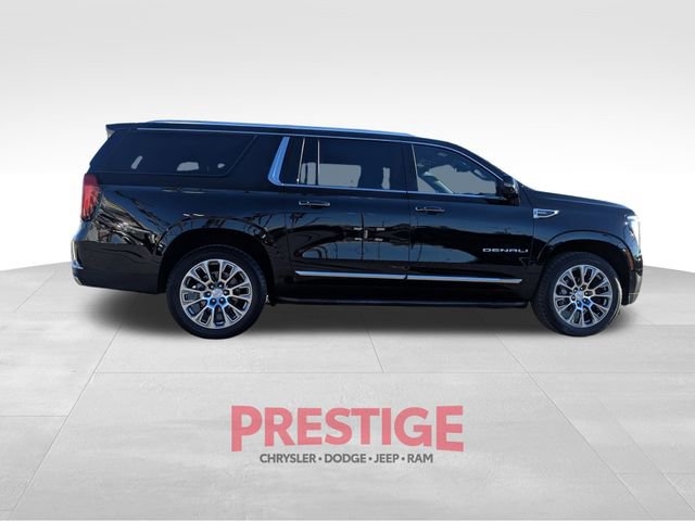 Used 2025 GMC Yukon XL Denali image 7