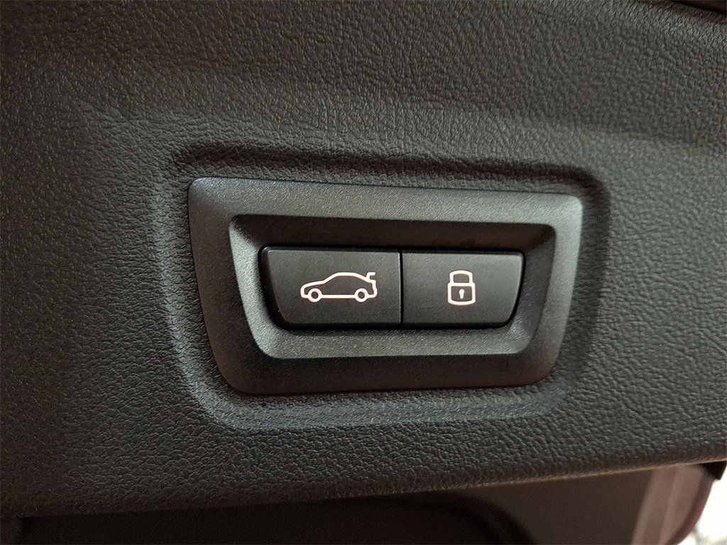 Used 2025 BMW i4 xDrive40i image 28