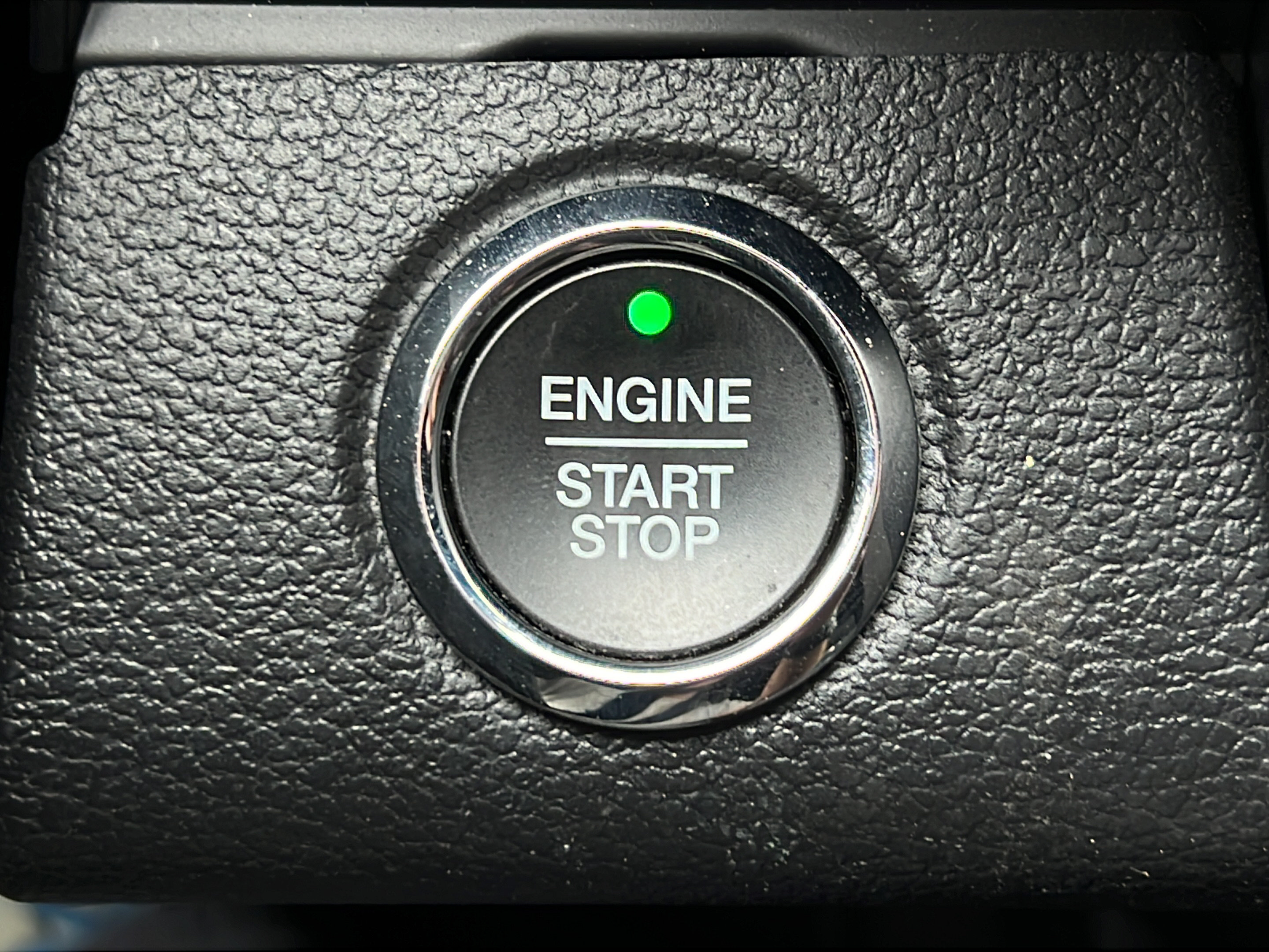 Used 2018 Ford Expedition XLT w/ Equipment Group 202A RWD image 23