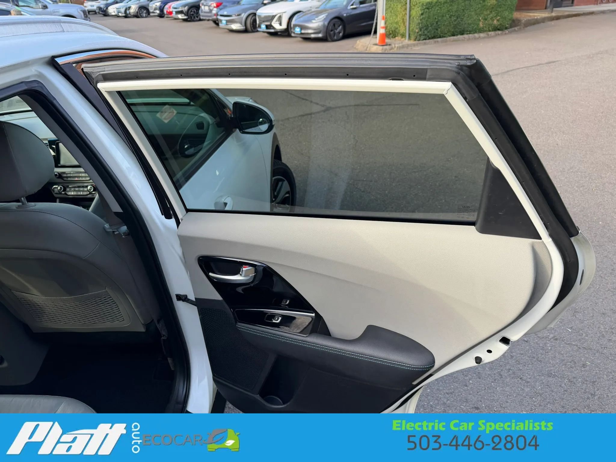 Used 2019 Kia Niro EX Premium FWD image 42