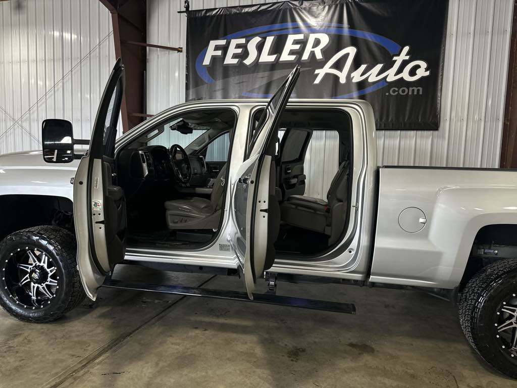 Used 2015 Chevrolet Silverado 2500 LTZ w/ Duramax Plus Package image 15