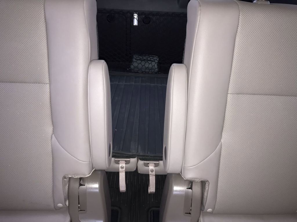 Used 2023 Lexus GX 460 Premium image 24