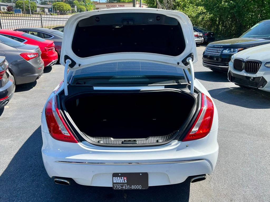Used 2013 Jaguar XJ AWD image 14
