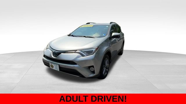 Used 2018 Toyota RAV4 Limited AWD/4WD image 2