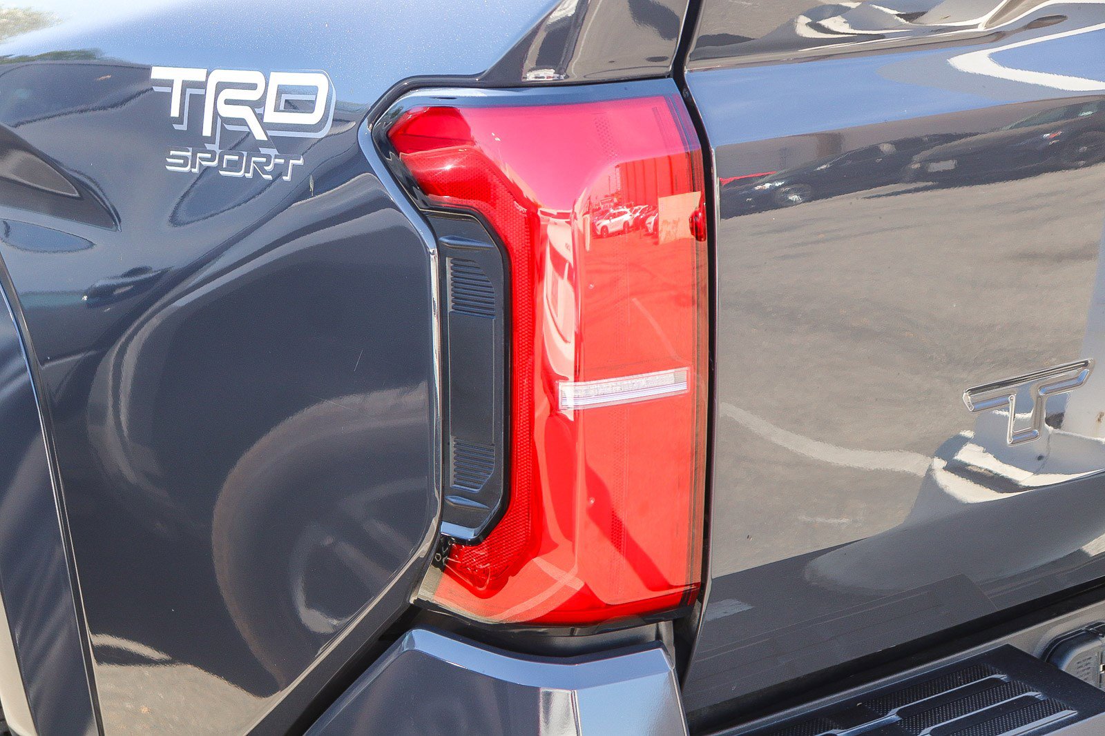 Used 2024 Toyota Tacoma TRD Sport image 15