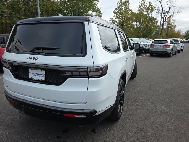 Used 2026 Jeep Grand Wagoneer Summit w/ Premium Group III AWD/4WD image 30