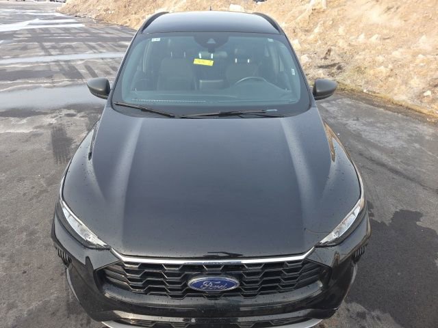 Certified 2024 Ford Escape ST-Line w/ Cold Weather Package image 16