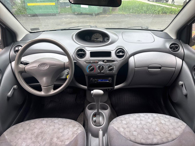 Used 2001 Toyota Echo Coupe FWD image 16
