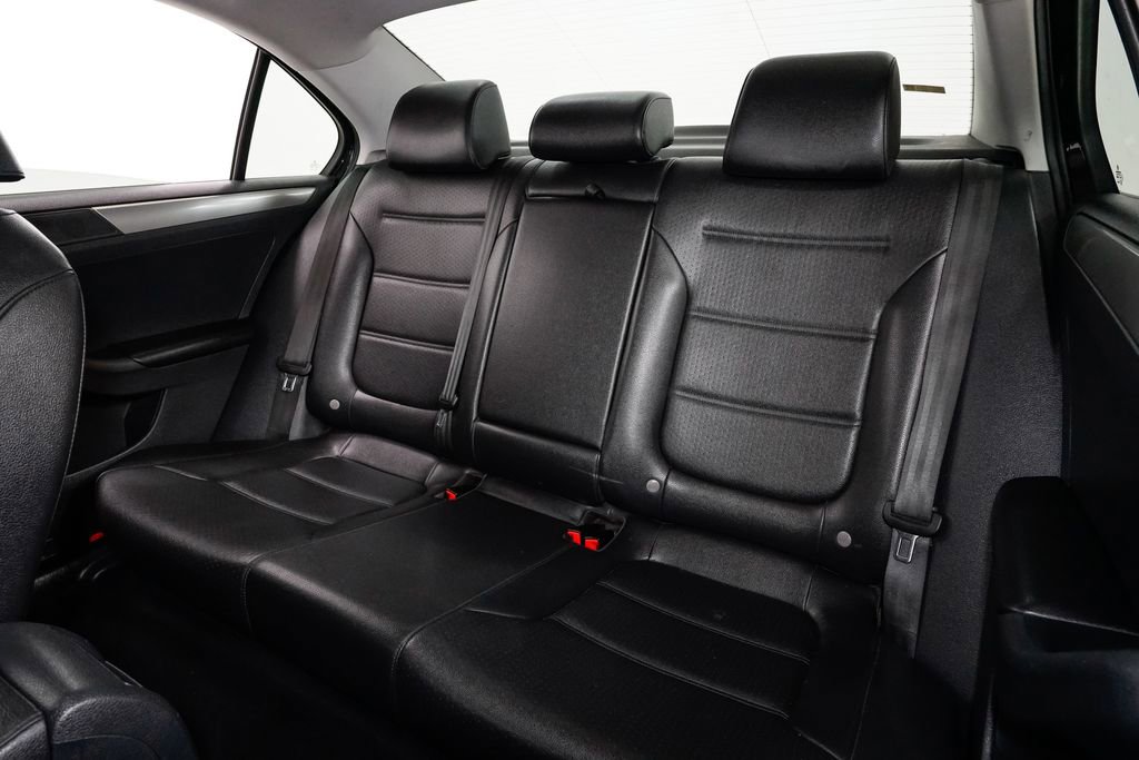 Used 2015 Volkswagen Jetta SE image 21