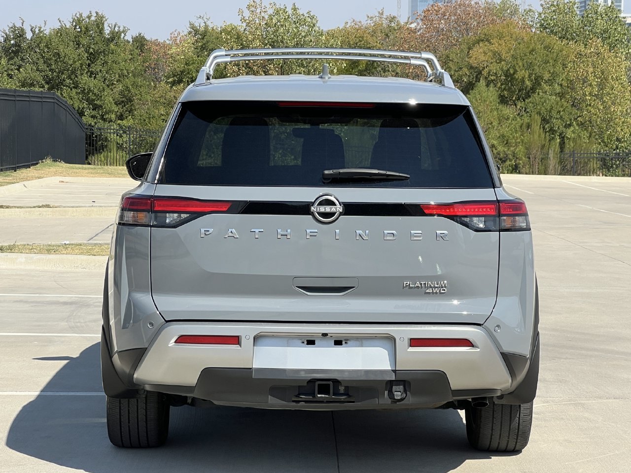 Used 2025 Nissan Pathfinder Platinum AWD/4WD image 4