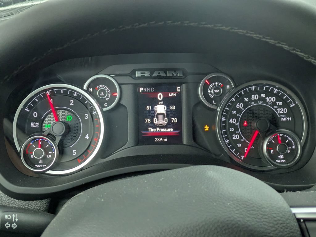 New 2026 RAM 2500 Big Horn AWD/4WD image 18