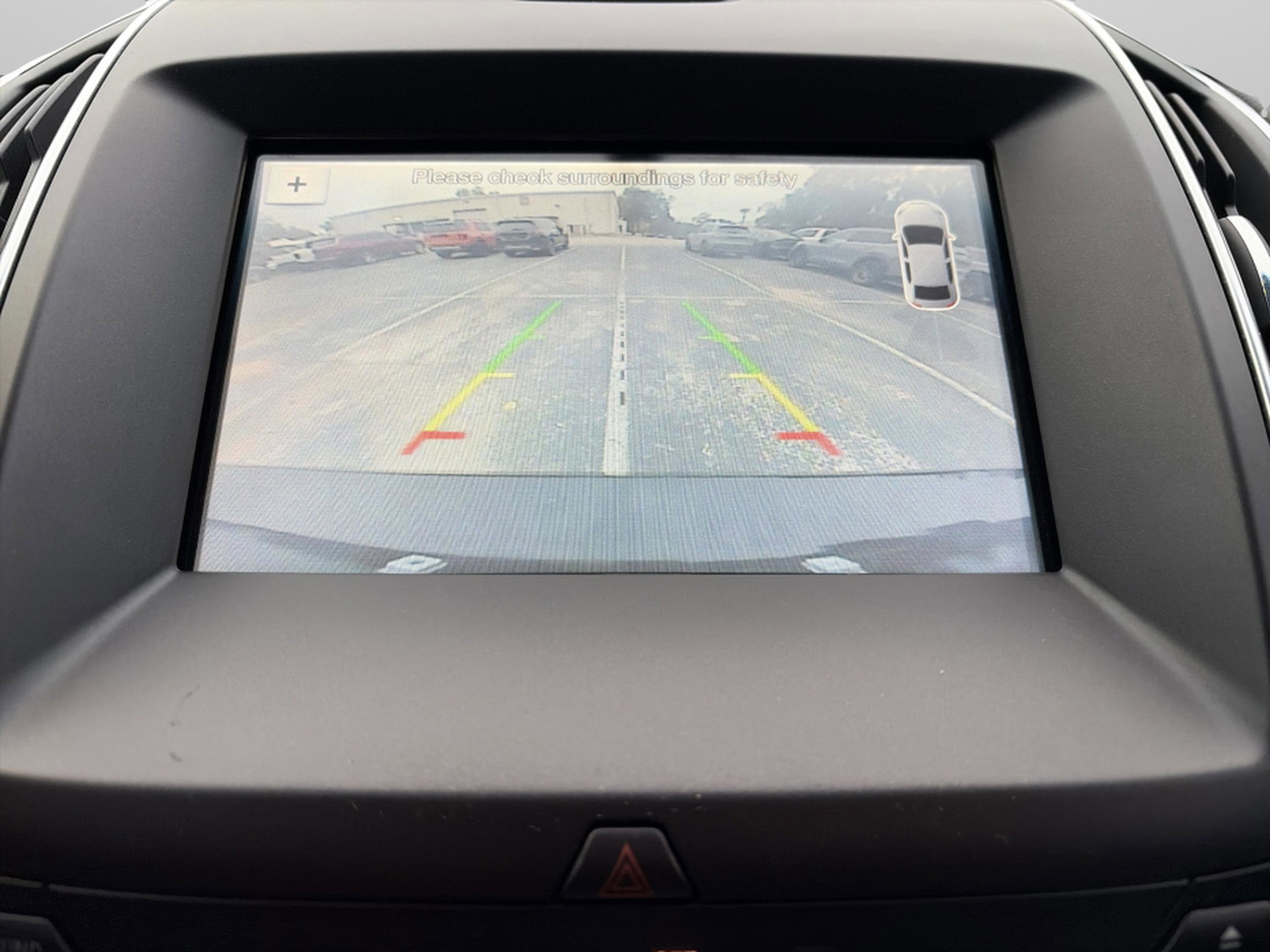 Used 2018 Ford Edge Titanium w/ Technology Package image 28