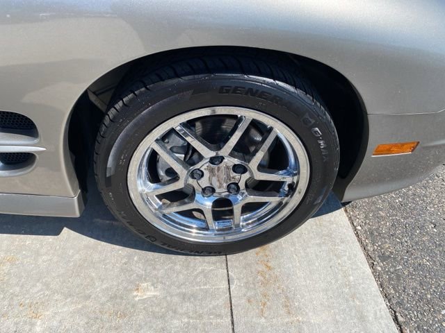 Used 1999 Pontiac Firebird Formula w/ Security Pkg image 12