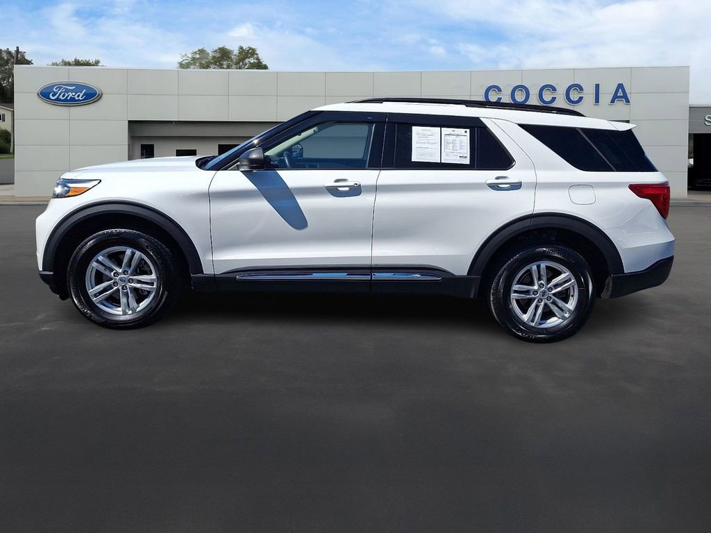 Certified 2023 Ford Explorer XLT w/ Equipment Group 202A image 7