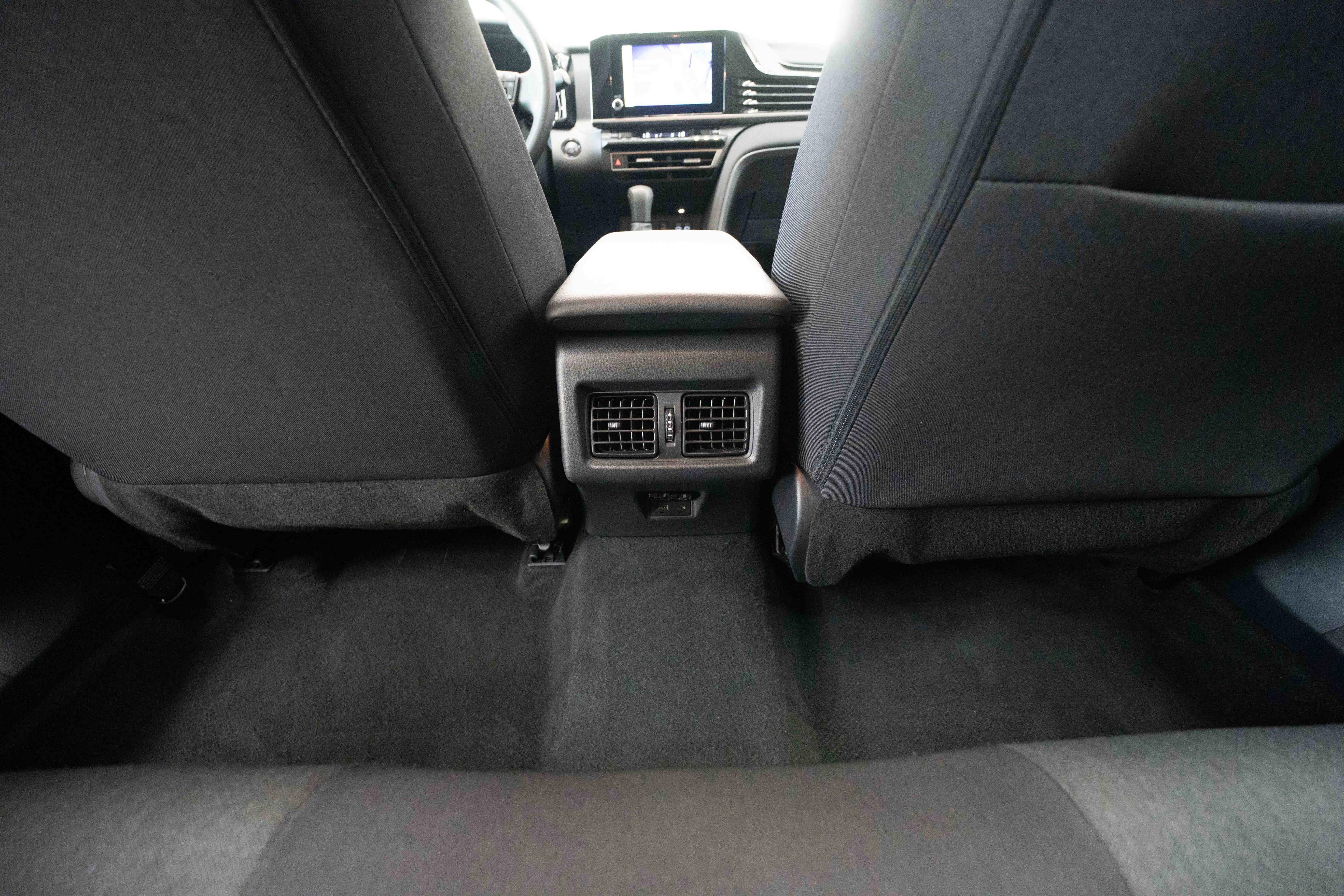 Used 2025 Toyota Camry LE FWD image 22