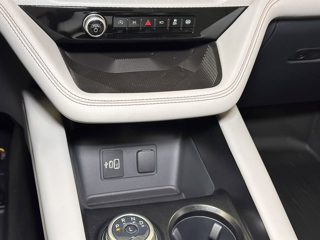 New 2026 Ford Explorer Active w/ Active Comfort Package image 30