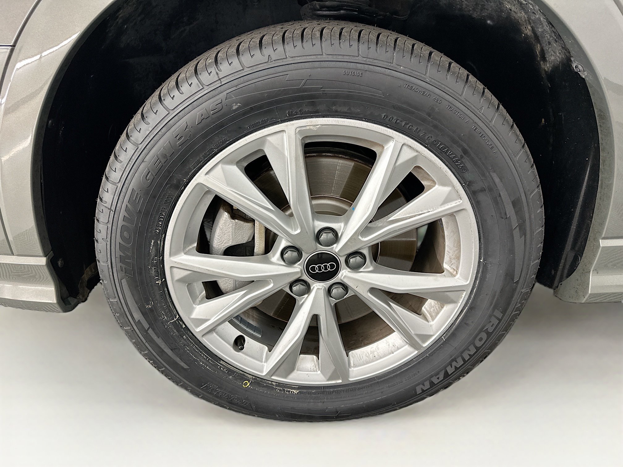 Used 2025 Audi Q3 2.0T Premium AWD/4WD image 36