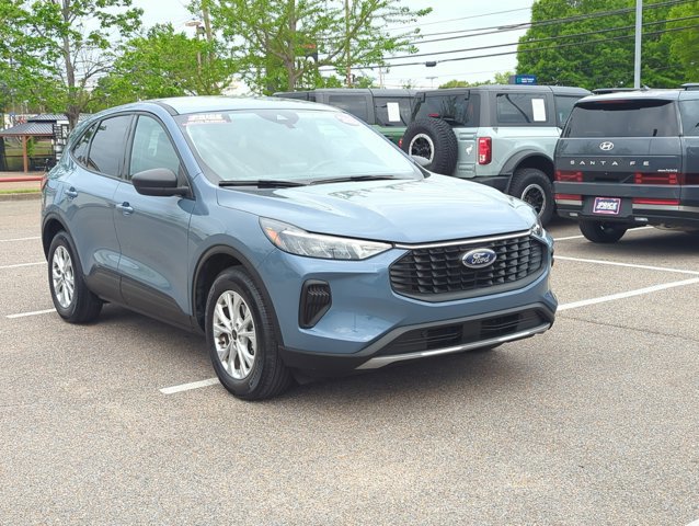 Used 2025 Ford Escape Active image 3