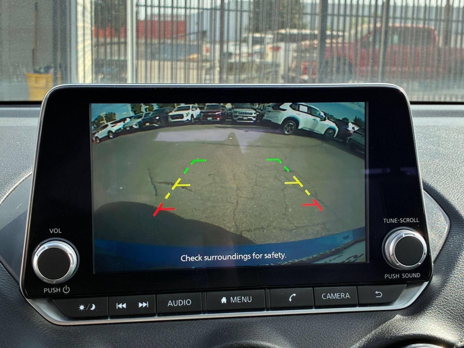 Used 2025 Nissan Sentra SV FWD image 21