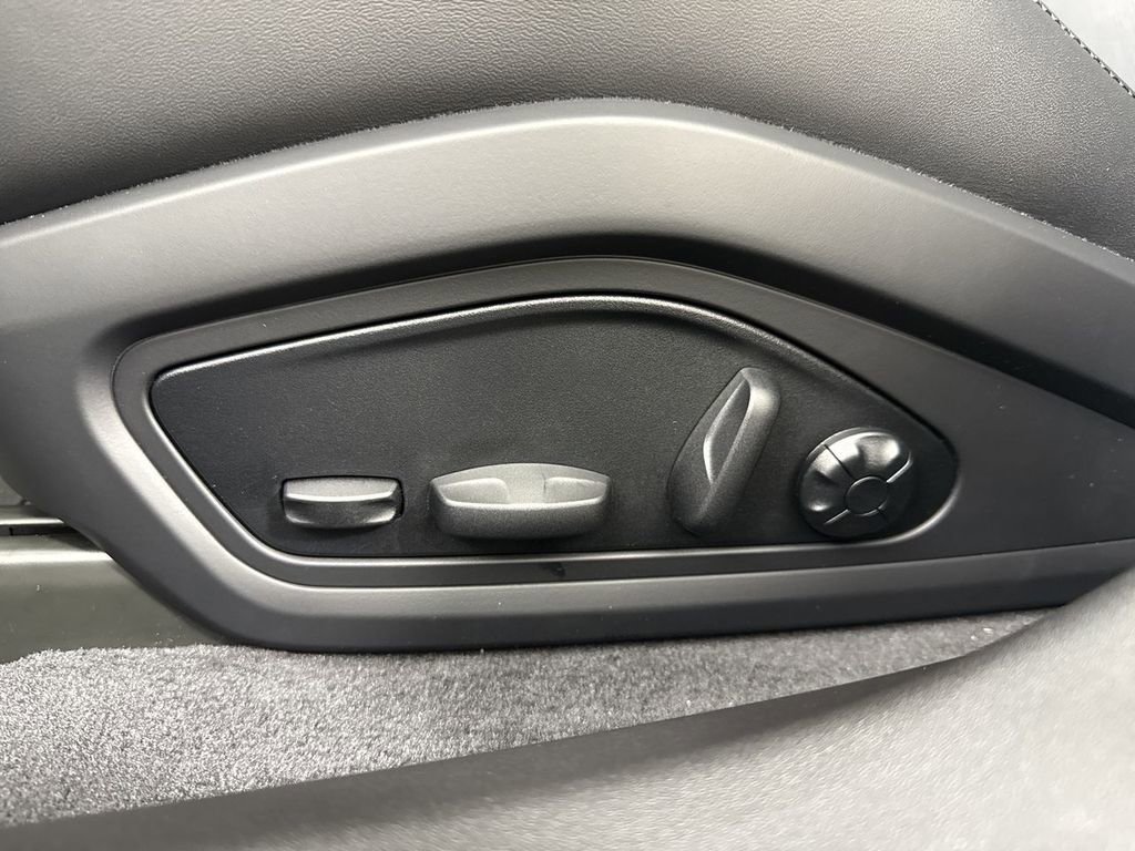 New 2026 Porsche Taycan AWD/4WD image 39