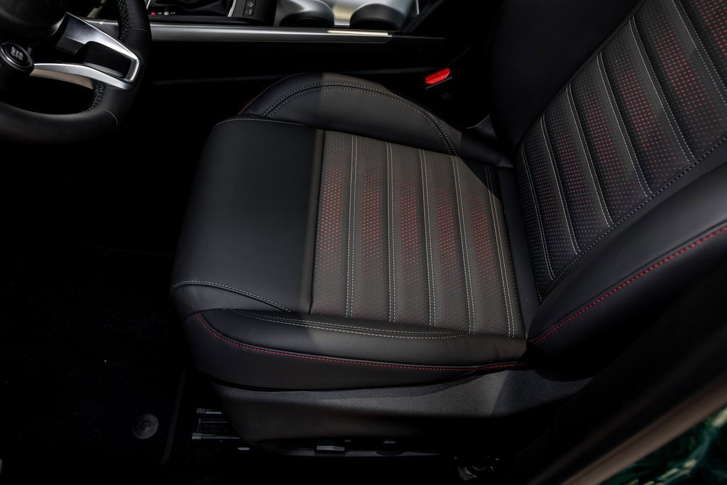 New 2025 Alfa Romeo Tonale Tributo Italiano image 18