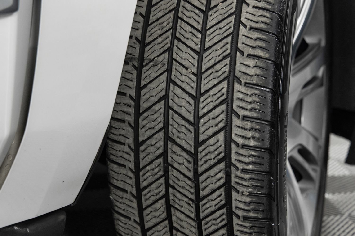 Used 2016 Cadillac Escalade Luxury image 41