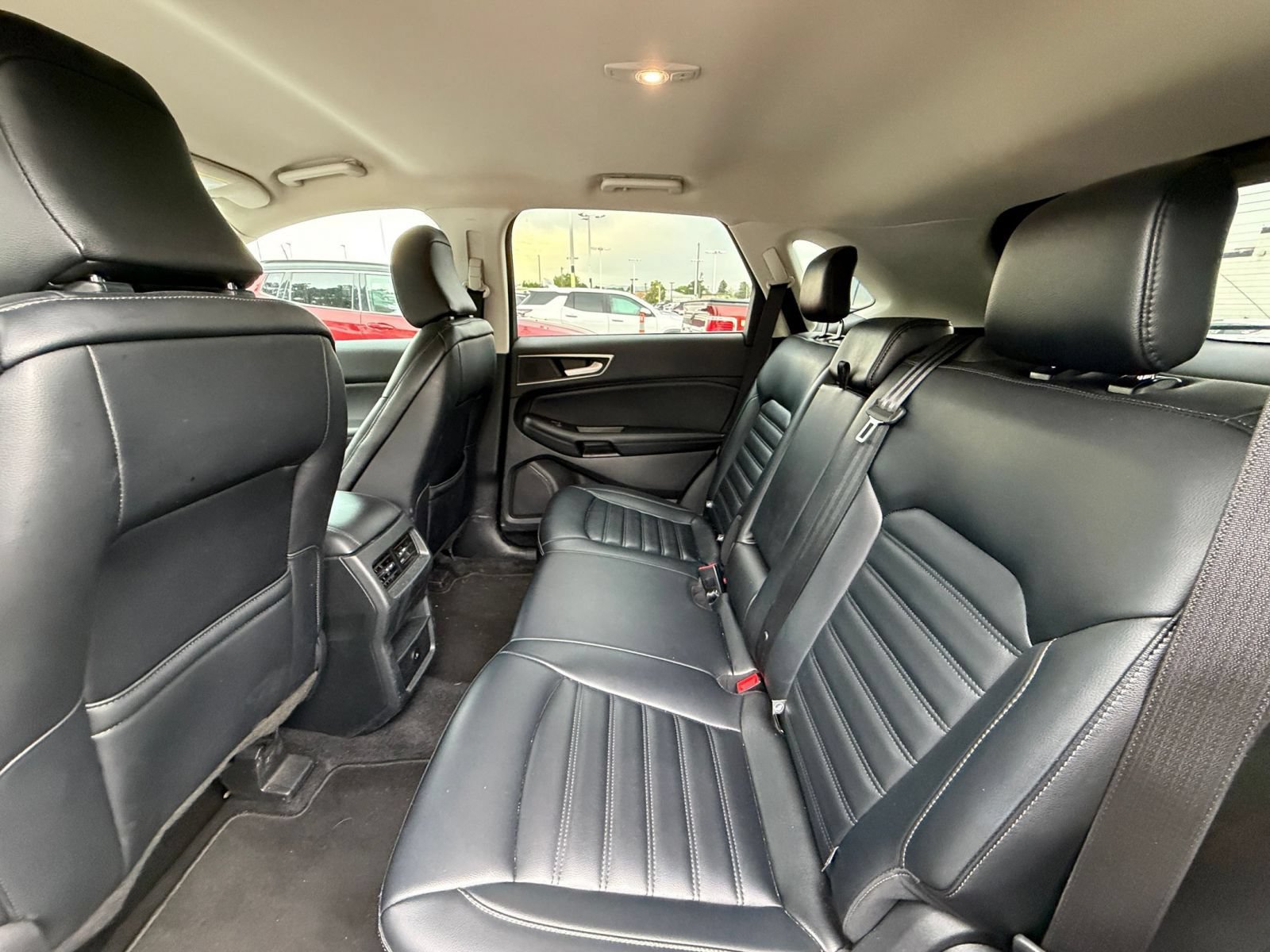 Used 2024 Ford Edge SEL AWD/4WD image 25