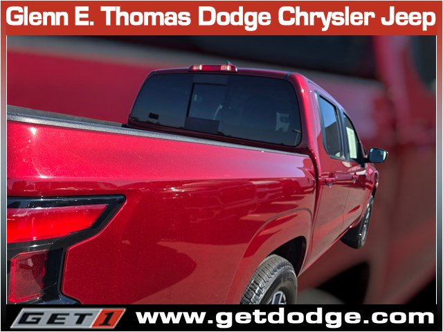 Used 2024 Nissan Frontier SL RWD image 10