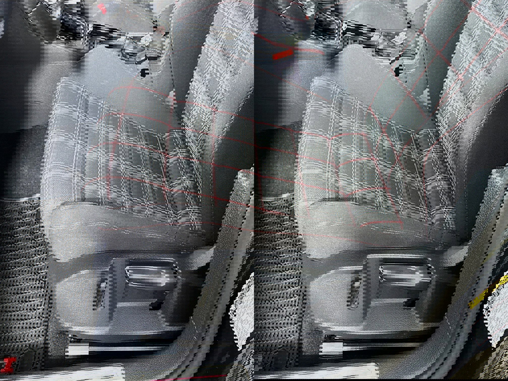 Used 2017 Volkswagen GTI Sport image 19