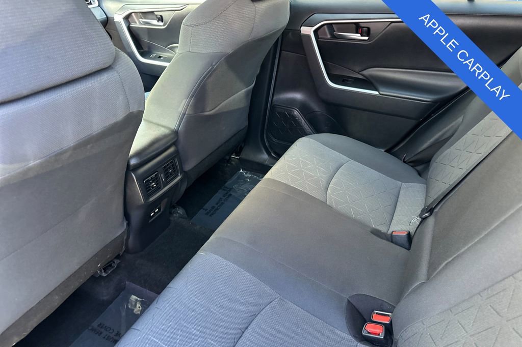 Used 2021 Toyota RAV4 XLE w/ Carpet Mat Package (TMS) image 13
