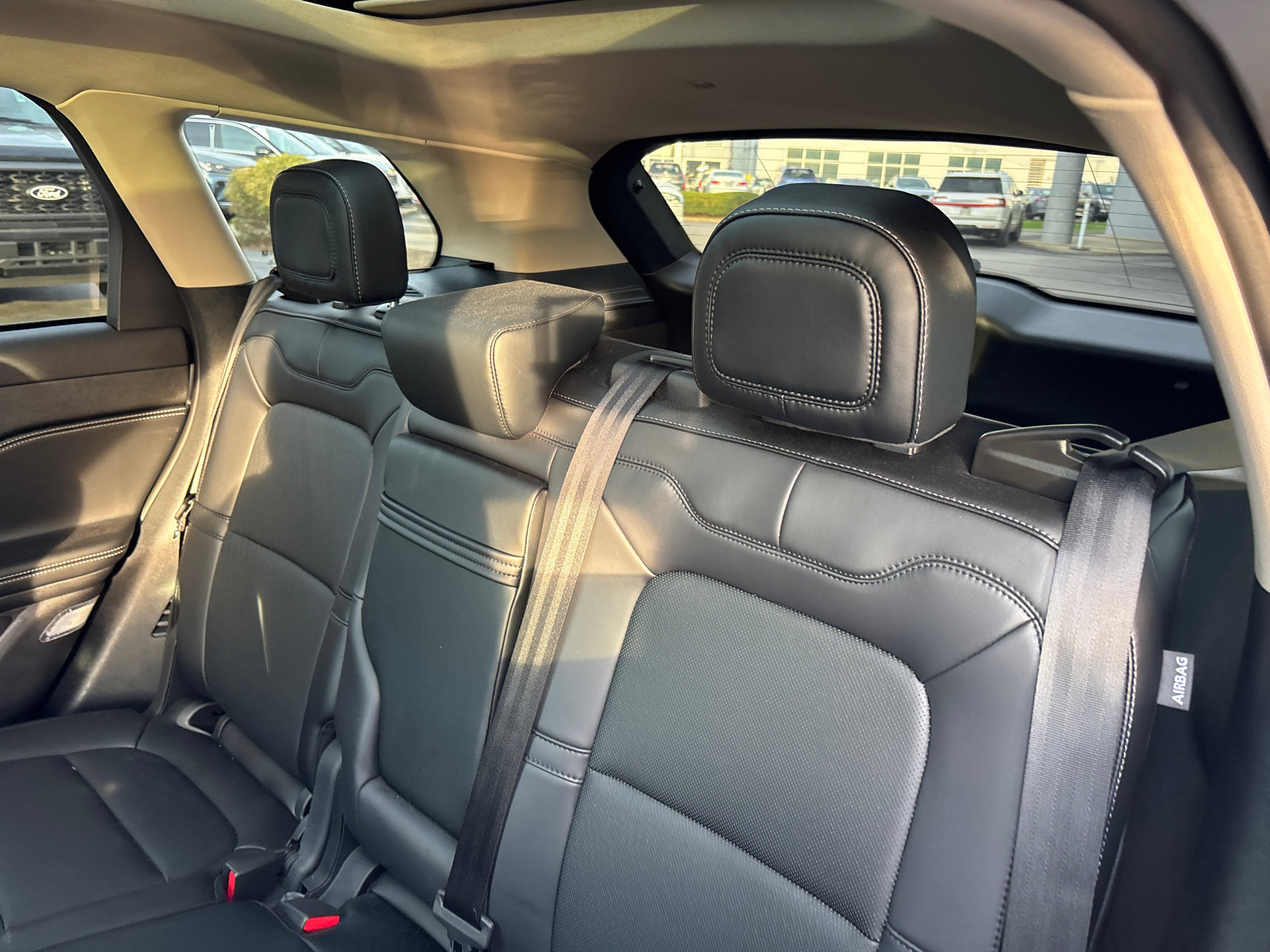 Used 2025 Lincoln Corsair AWD w/ Equipment Group 101A image 26