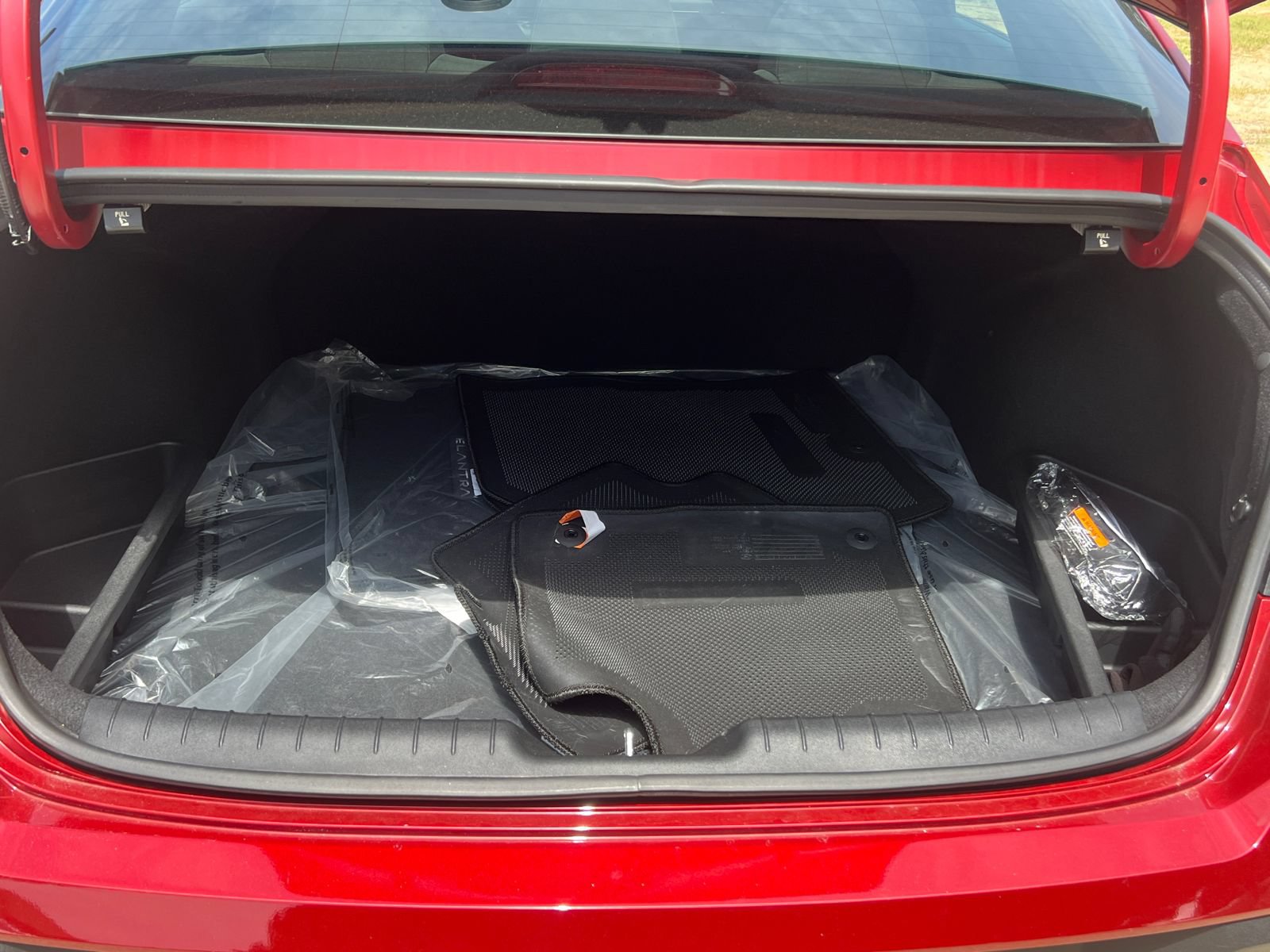 Used 2025 Hyundai Elantra Sport FWD image 17