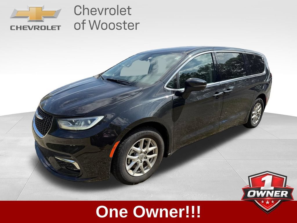 Used 2023 Chrysler Pacifica Touring-L FWD 360° Tour