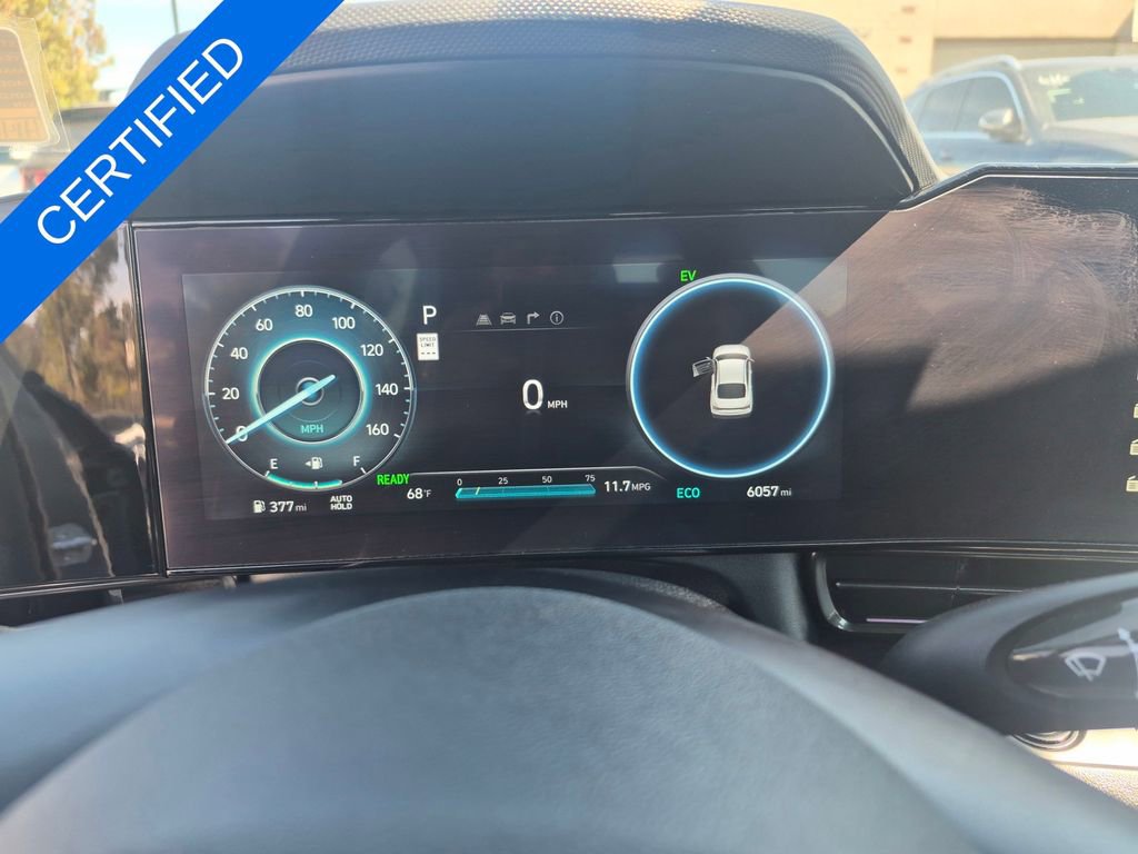 Used 2025 Hyundai Elantra SEL image 20