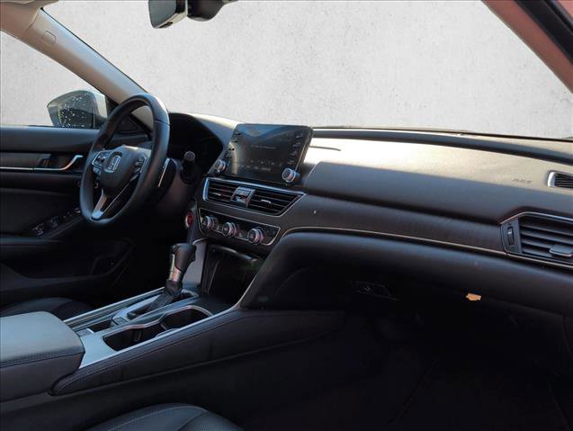 Used 2018 Honda Accord Touring image 24