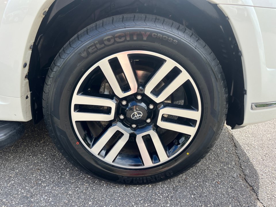 Used 2022 Toyota 4Runner Limited RWD image 27