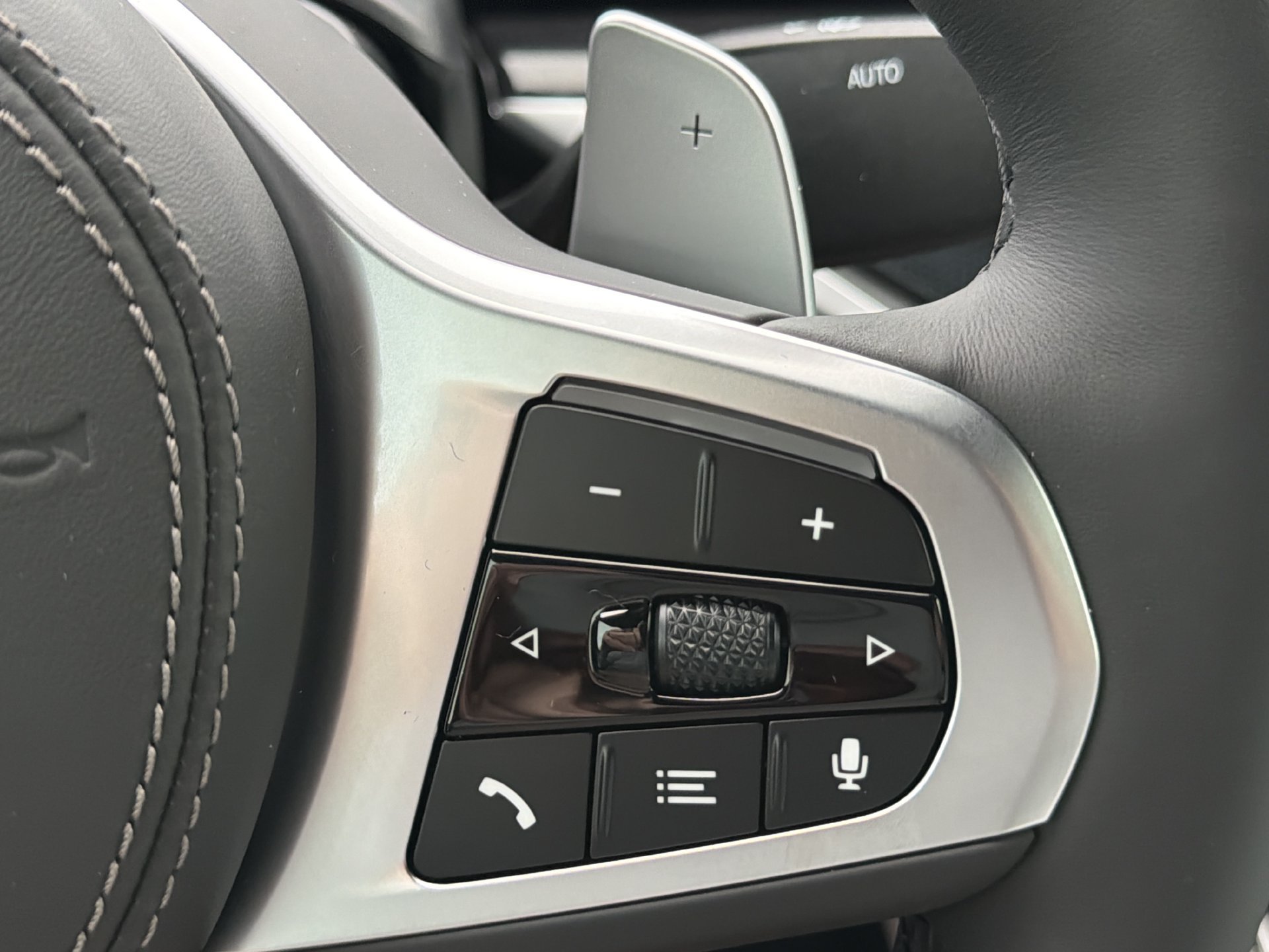 New 2027 BMW X6 xDrive40i AWD/4WD image 33