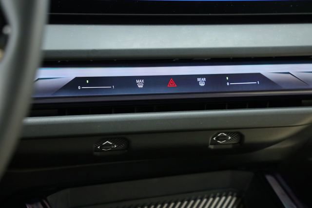 Used 2025 BMW X3 xDrive30i image 21