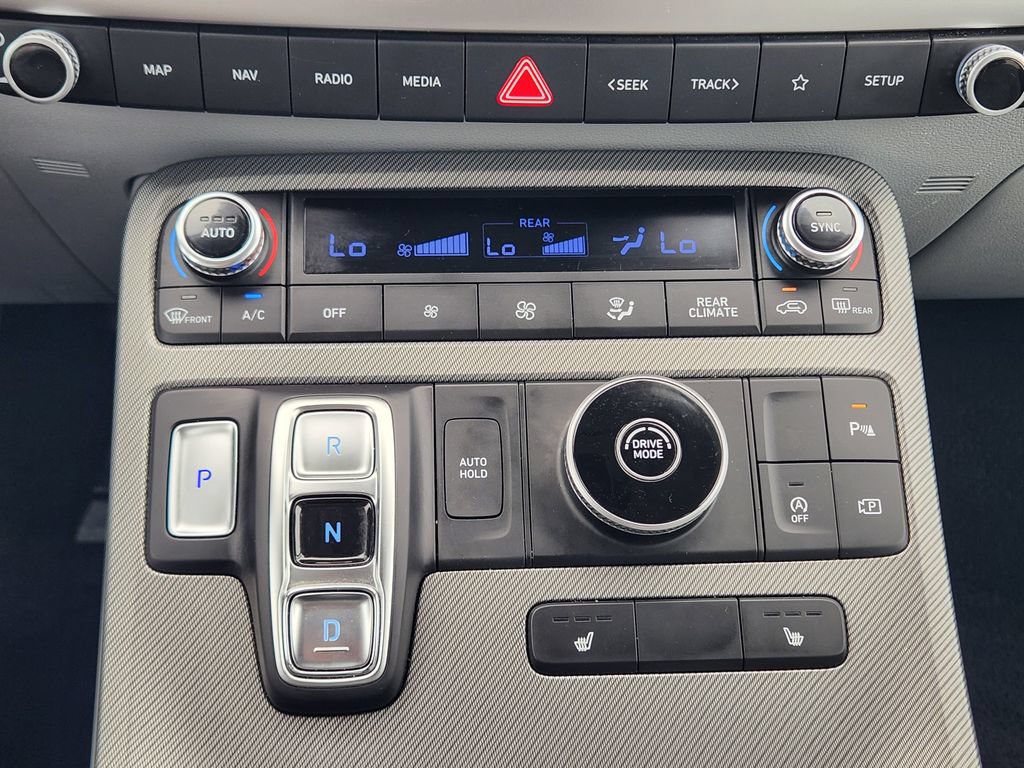 Used 2024 Hyundai Palisade SEL FWD image 19
