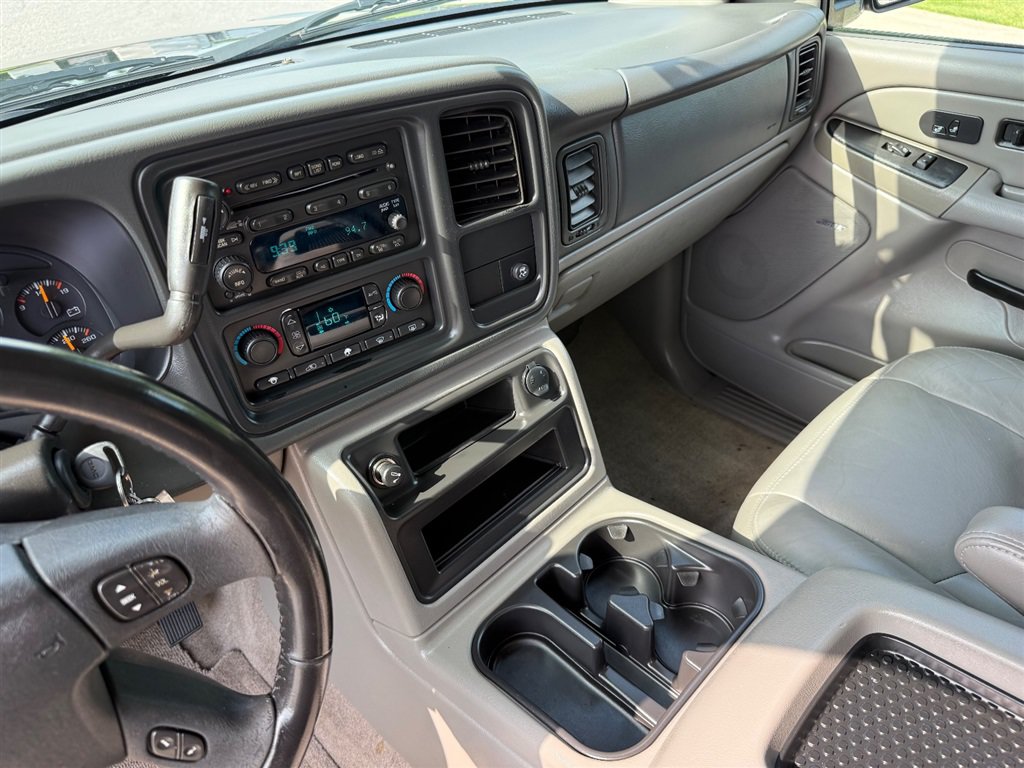 Used 2006 GMC Yukon SLT w/ SLT Preferred Equipment Group RWD image 20