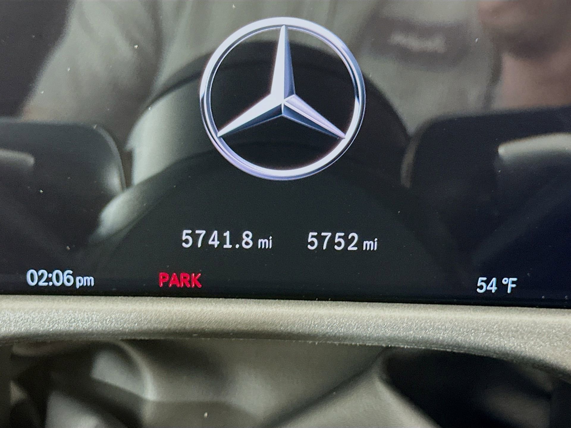 Used 2025 Mercedes-Benz E 350 Sedan image 13