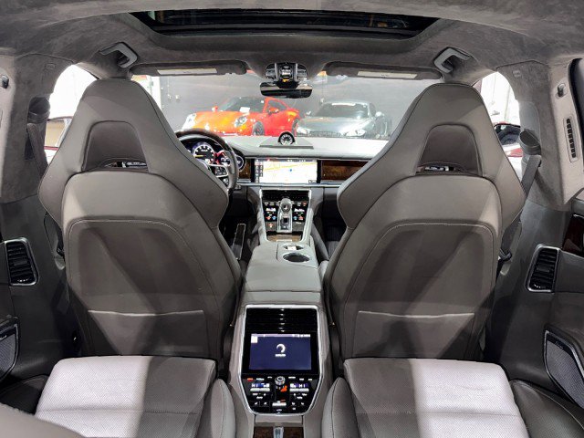 Used 2018 Porsche Panamera Turbo S image 13