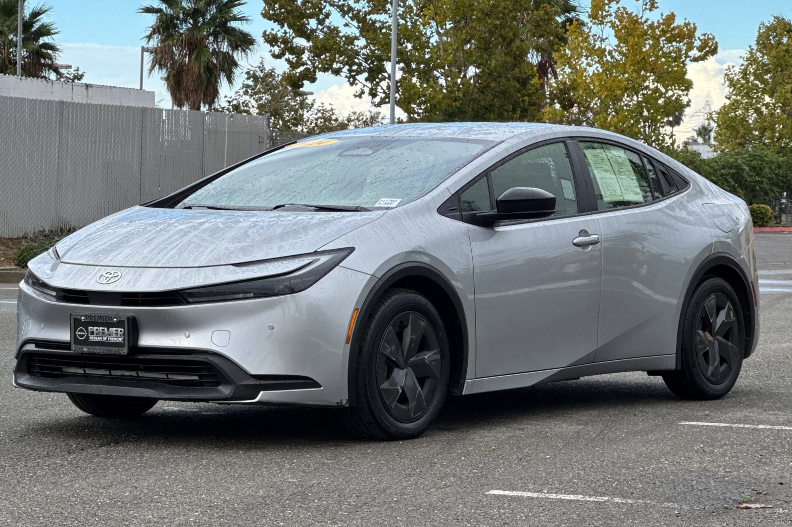 Used 2024 Toyota Prius LE image 8