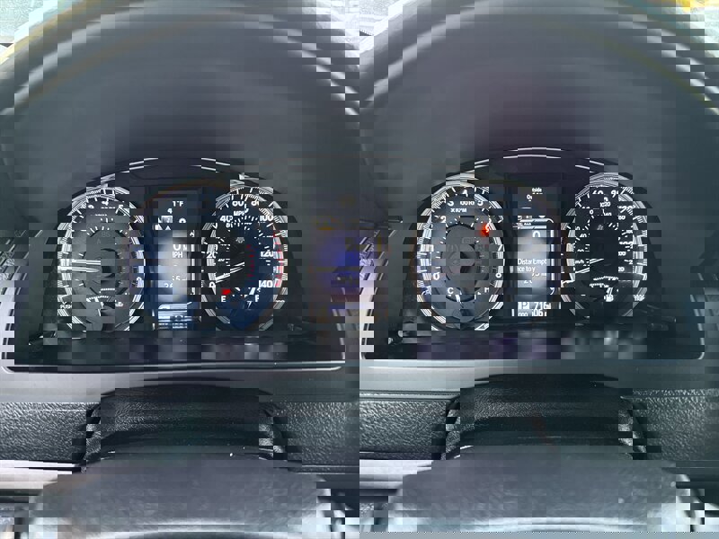 Used 2016 Toyota Camry LE image 35