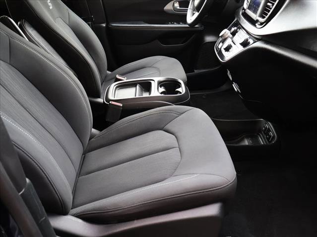 Used 2019 Chrysler Pacifica Touring Plus w/ S Appearance Package FWD image 19
