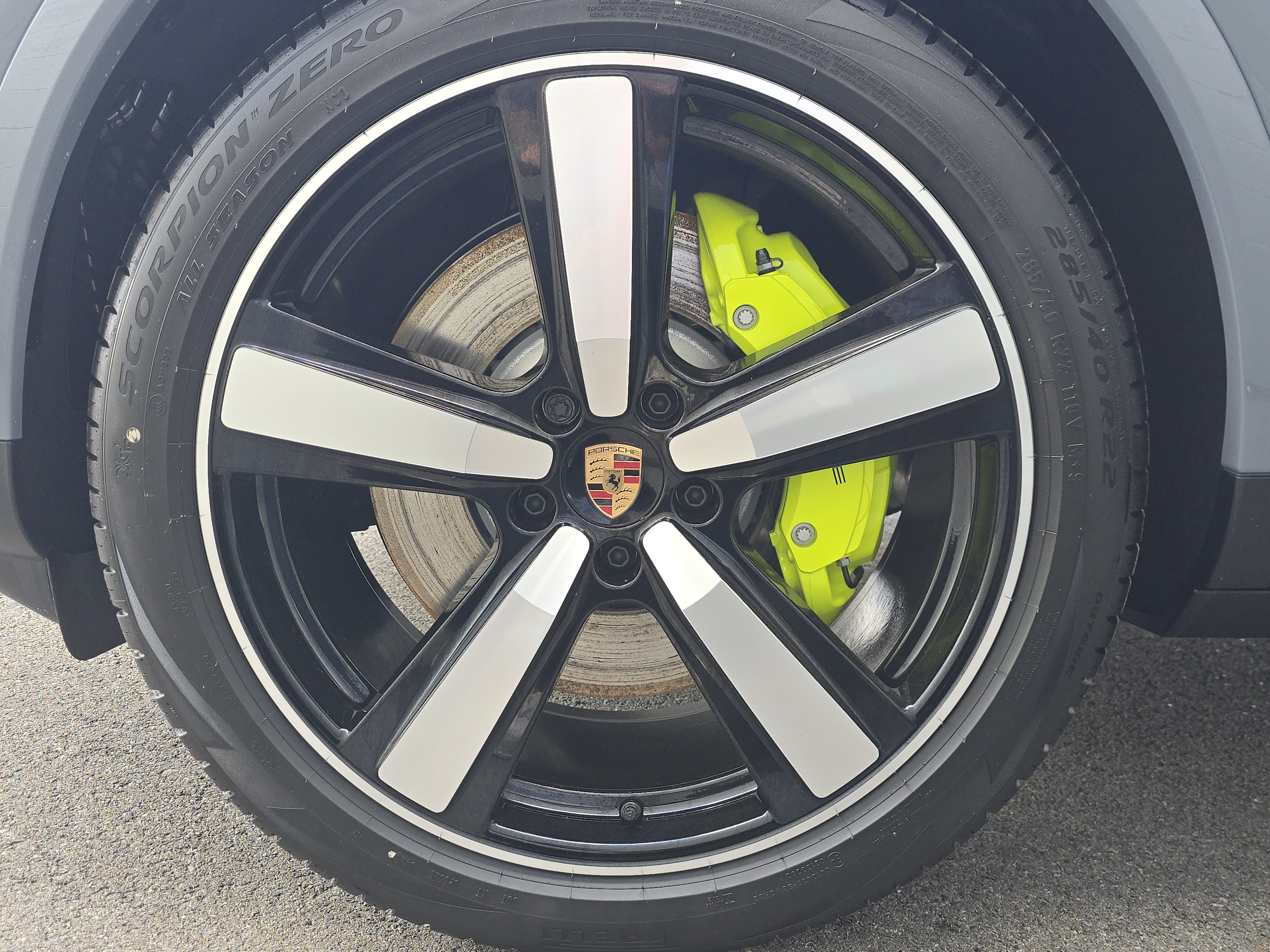 New 2026 Porsche Cayenne E-Hybrid AWD/4WD image 28