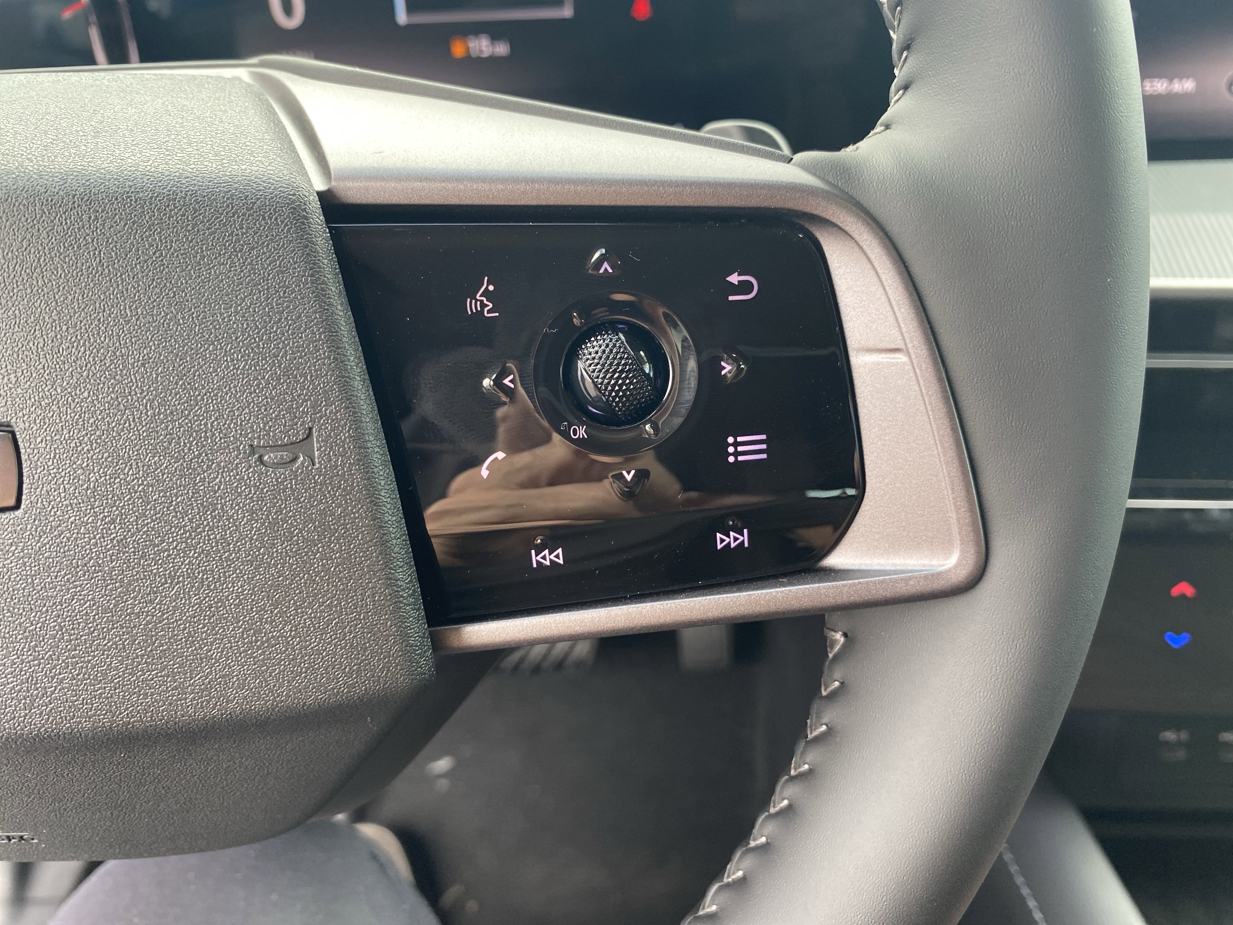 New 2025 Nissan Murano SV image 12
